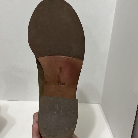 Tory Burch Sienna River Rock Embossed Logo Suede Leather Ankle Boots 7.5M - Picture 9 of 9